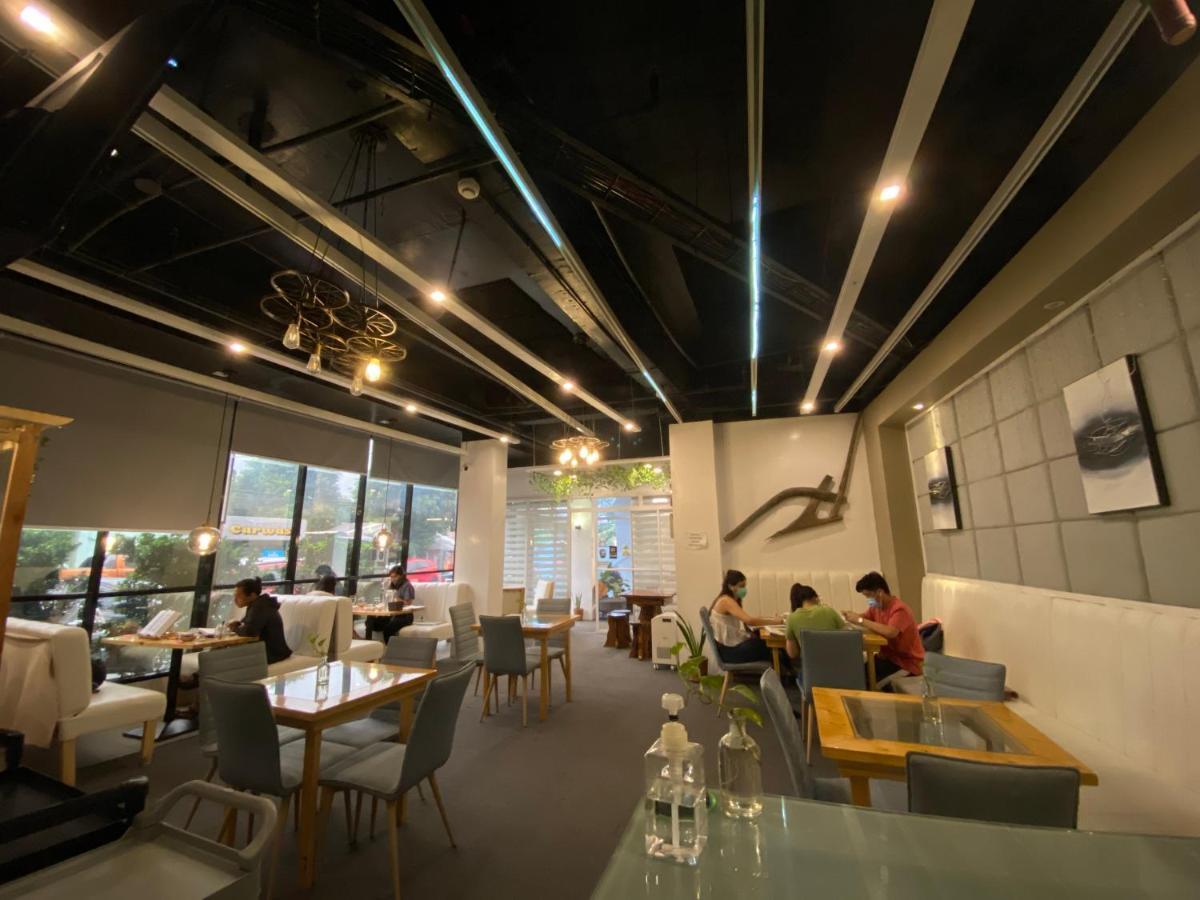 Tely'S Bed & Breakfast Iloilo Powered By Cocotel 外观 照片