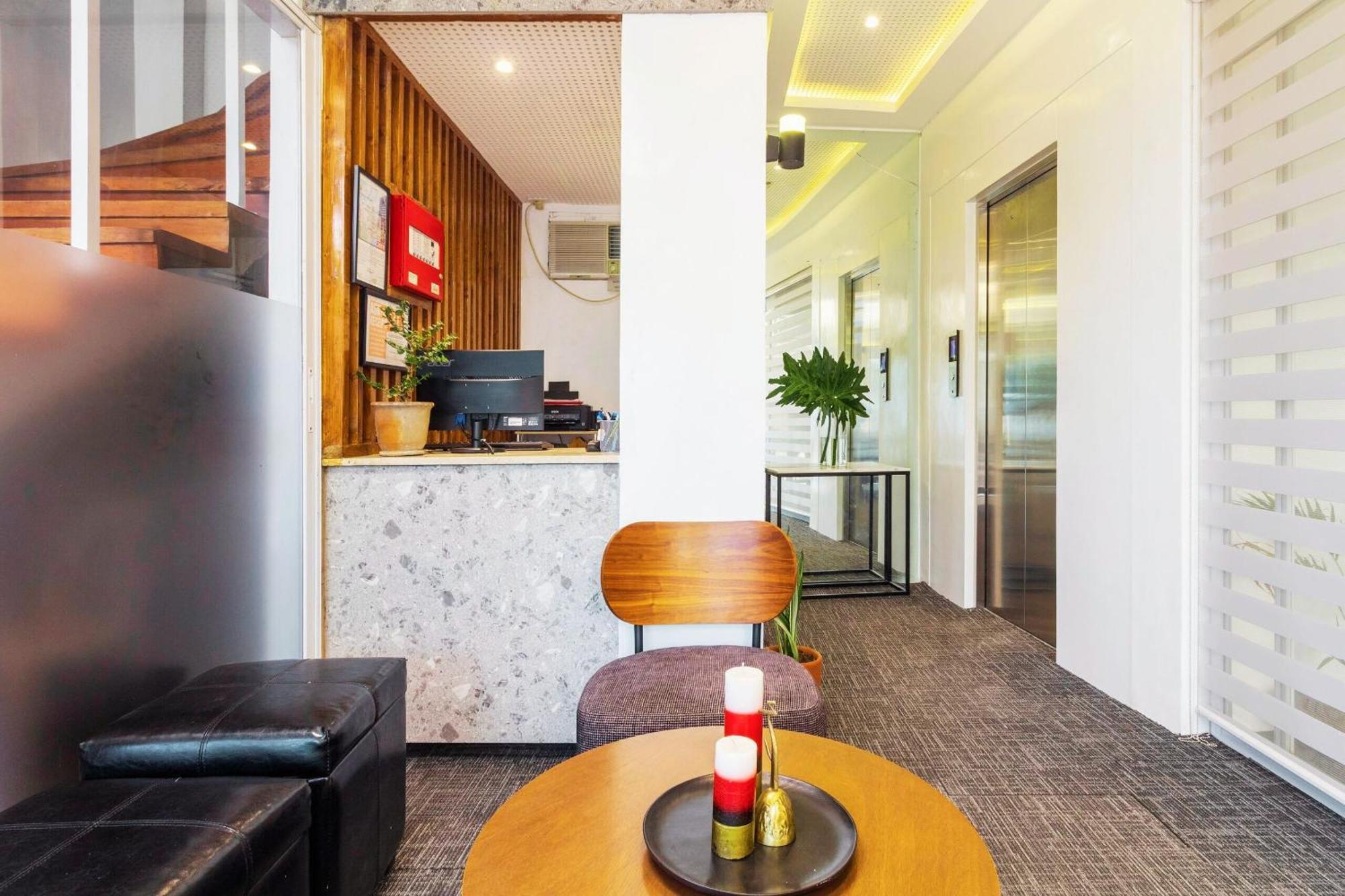Tely'S Bed & Breakfast Iloilo Powered By Cocotel 外观 照片