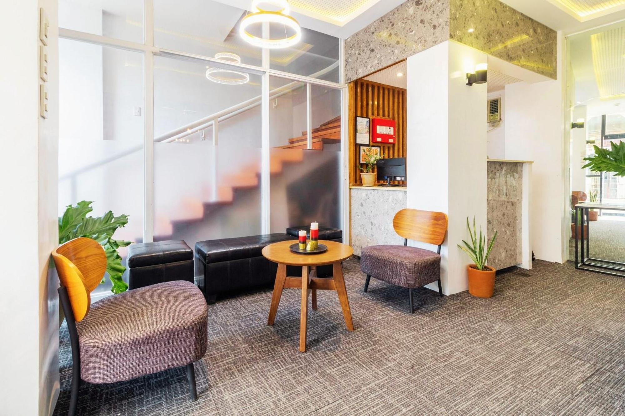 Tely'S Bed & Breakfast Iloilo Powered By Cocotel 外观 照片