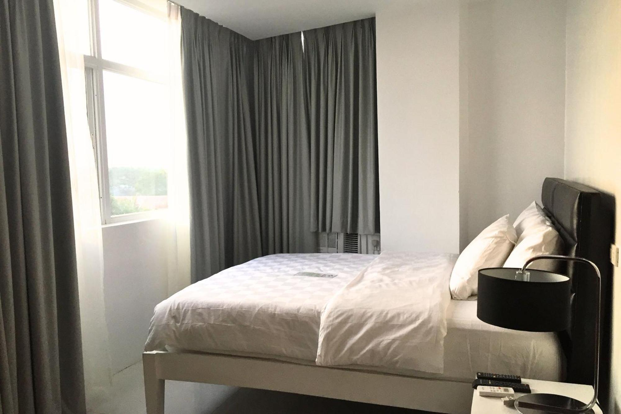 Tely'S Bed & Breakfast Iloilo Powered By Cocotel 外观 照片