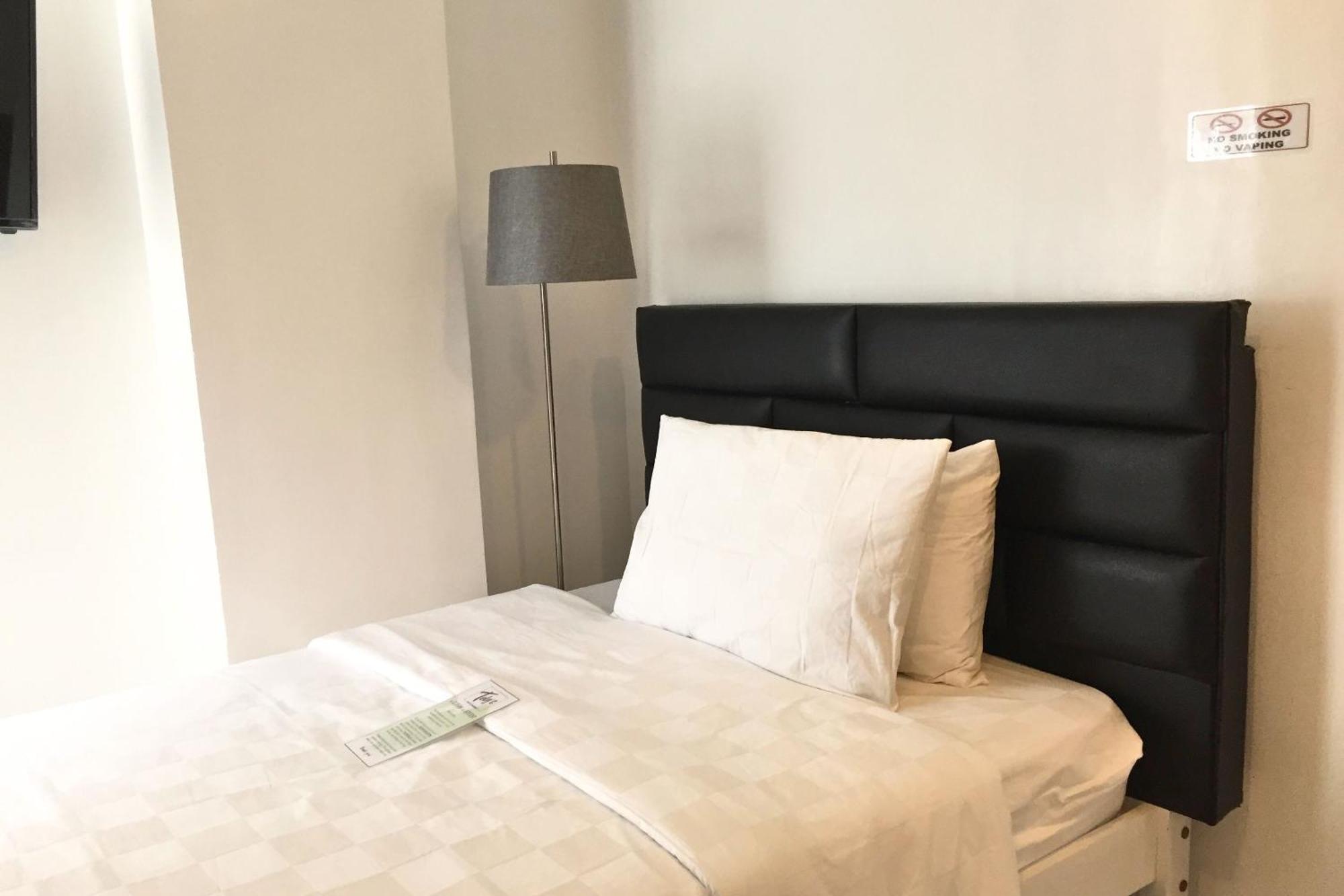 Tely'S Bed & Breakfast Iloilo Powered By Cocotel 外观 照片